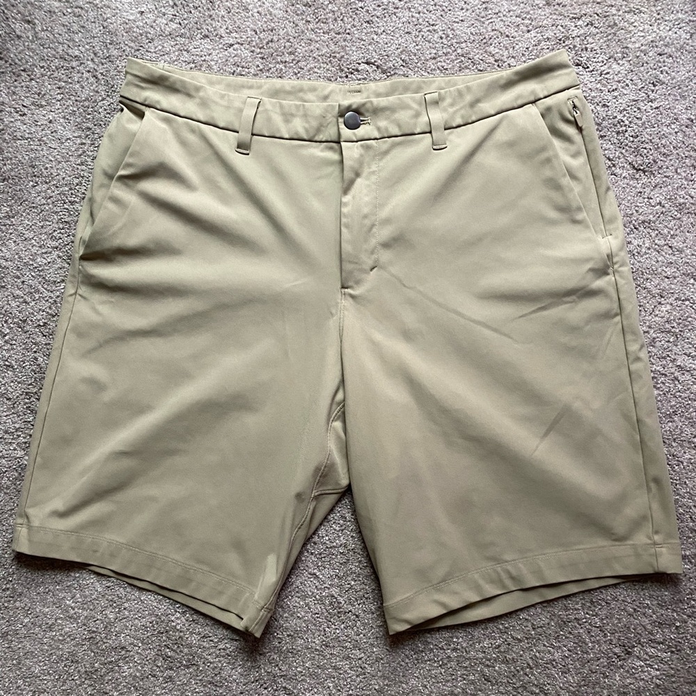 Lululemon Commission Shorts (10” Inseam)